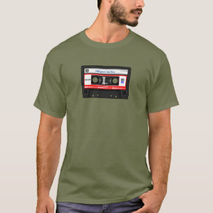aangepaste tekstretro-vintage muziekcassette; t-shirt