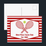 Aangepaste Tennis Country Club rood gestreept Briefkaart<br><div class="desc">Deze stijlvolle moderne country club briefkaart beschikt over tennisrackets en een bal boven uw tennisteam naam en gevestigde datum. Rood en wit gestreepte briefkaarten voor uw tennissers en country club leden.</div>