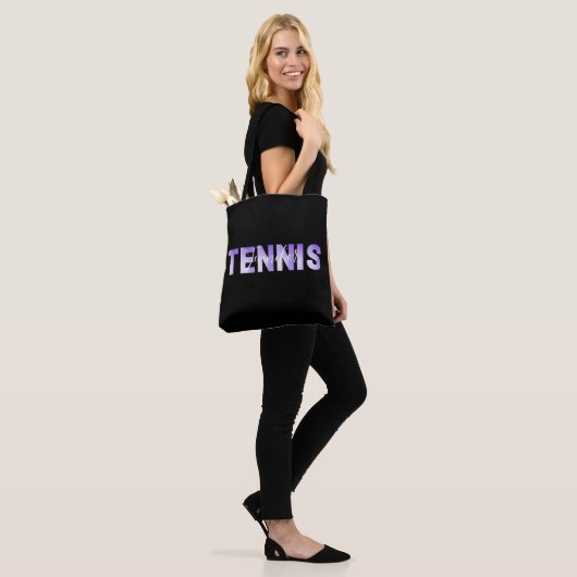 Aangepaste Tennis Girls Name Paarse Ombre Text Tote Bag (Op model)