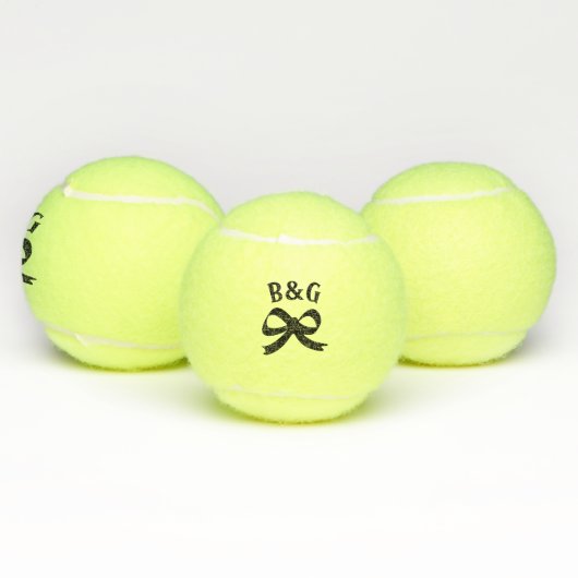 Aangepaste tennisballen met trouwmonogram en boog (Multi)