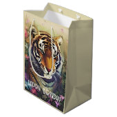 Aangepaste Tiger Tekst Gift Bag Medium Cadeauzakje (Achterkant Gekanteld)