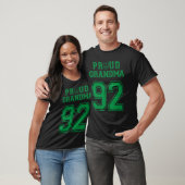 Aangepaste trotse voetbaloma nummer 92 G persoonli T-shirt (Unisex)