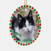 Aangepaste tuxedo katfoto en groen rood lijst keramisch ornament (Rechts)