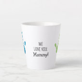 Aangepaste twee handafdrukken We houden van je, ma Latte Mok (Voorkant)