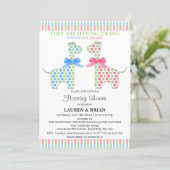 Aangepaste Twin Giraffe Drijvende Baby Shower Kaart (Staand voorkant)