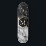Aangepaste uw brief skateboard marmeren steen<br><div class="desc">Gepersonaliseerd zwart wit marmeren steen skateboard - Voeg uw letter / of jaar - leeftijd / aantal / meer</div>
