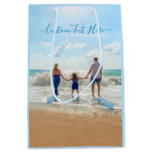 Aangepaste Uw Foto Gift Bag met Tekst Medium Cadeauzakje (Voorkant)