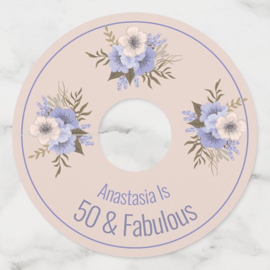 Aangepaste Verjaardag Naam Datum Floral Wild Roos Wijnglaslabel (Voorkant)