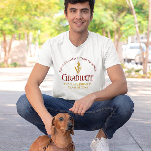 Aangepaste Veterinaire School Maroon Script Afstud T-shirt