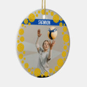 Aangepaste Volleybal Foto Naam Jaar  Keramisch Ornament (Rechts)