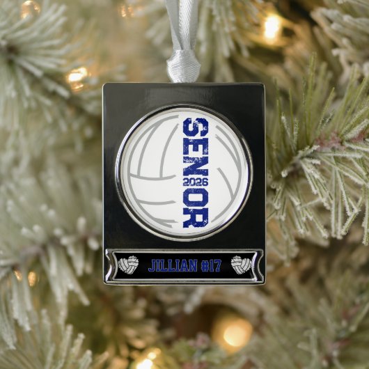 Aangepaste volleybalspeler Senior jaar gestresst Verzilverd Banner Ornament (Boom)