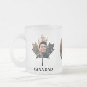 Aangepaste voorbeeldbladvormfoto blij Canada dag Matglas Koffiemok (Links)