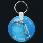 Aangepaste, vriendelijke Dolphin-foto Sleutelhanger<br><div class="desc">Foto van een vriendelijke dolfijn die de camera controleert.</div>