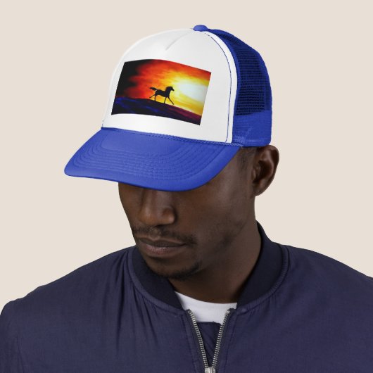 Aangepaste vrijheid wit en koninklijk blauw elegan trucker pet (In situ)