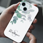 Aangepaste Waterverf Eucalyptus iPhone 15 Case<br><div class="desc">Bescherm en versier je iPhone met dit elegante hoesje. Het is versierd met waterverf eucalyptusbladeren in zachte groene tinten op een witte achtergrond. Pas het aan met jouw naam en monogram. Originele Waterverf © Michele Davies.</div>