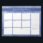 Aangepaste weekplanning voor Blauwe Shimmer en lij Notitieblok<br><div class="desc">Geef deze weekplanner een persoonlijk tintje, met een achtergrond van glitterstofschimmels in blauw. Het ontwerp biedt ruimte voor je dagelijkse notities, een lijst van te doen aanbiedingen, een sectie algemene notities en een hoek van doedelen. Dit gezegd zijnde, is de sjabloon opstelling klaar voor u om het even welke sectierubrieken...</div>