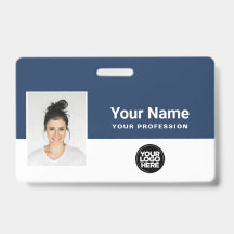 Aangepaste werknemersfoto, streepjescode, logo