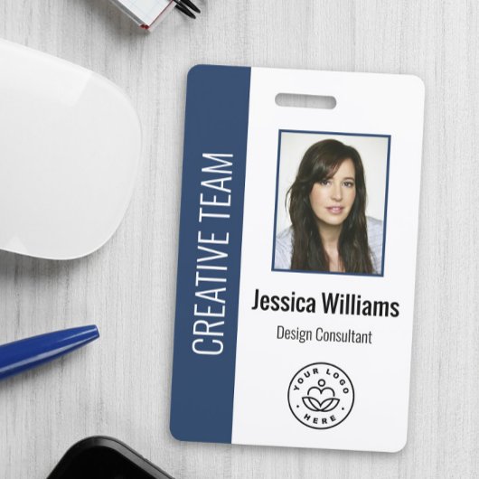 Aangepaste werknemersfoto, streepjescode, logo, na badge
