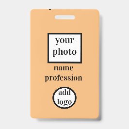 aangepaste werknemersfoto, streepjescode, logo, na badge