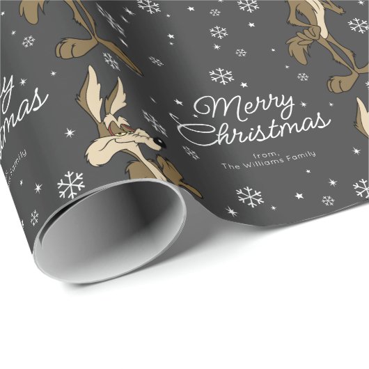 Aangepaste WILE E. COYOTE™ Vrolijk kerstfeest Cadeaupapier (Rol Hoek)