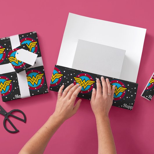 Aangepaste Wonder Woman Happy Birthday Cadeaupapier