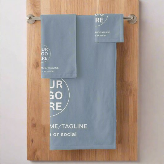 Aangepaste Zakelijke Logo & Tekst l Dusty Blue Pro Bad Handdoek