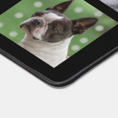 Aangepaste zwart-wit hond foto's op zwart bureaumat (Hoek)