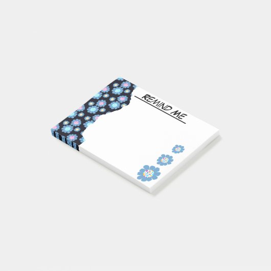 Aangepaste zwarte en blauwe bloemrand post-it® notes (Schuin)