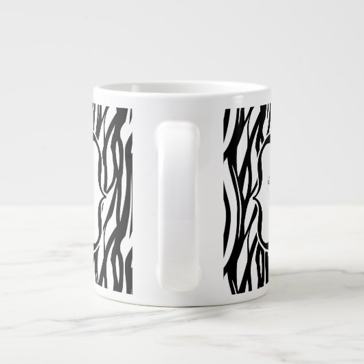 Aangepaste zwarte en witte Funky Zebra Stripes Grote Koffiekop (Achterkant)