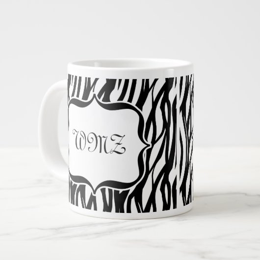 Aangepaste zwarte en witte Funky Zebra Stripes Grote Koffiekop (Links)