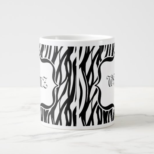 Aangepaste zwarte en witte Funky Zebra Stripes Grote Koffiekop (Voorkant)