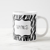 Aangepaste zwarte en witte Funky Zebra Stripes Grote Koffiekop (Rechts)