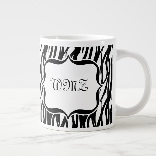 Aangepaste zwarte en witte Funky Zebra Stripes Grote Koffiekop (Rechts)