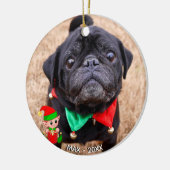 Aangepaste Zwarte Pug Hond Foto met Aardige Elf Keramisch Ornament (Links)
