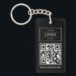 Aangepaste zwarte zakelijke Logo en QR-code websit Sleutelhanger<br><div class="desc">Het moderne en minimale bedrijfsbranded ontwerp van de sleutelhanger kenmerkt uw bedrijfslogo,  uw douaneQR code,  en douanewebsite of andere informatietekst die kan worden gepersonaliseerd. De zwarte en witte kleuren kunnen worden veranderd. Maakt een geweldig cadeauobject voor speciale acties voor klanten!</div>