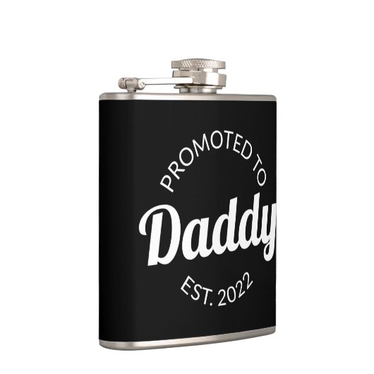 Aangepromoveerd tot papa Oost. 2022 I Heupfles (Rechts)