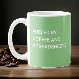 Aangevoed door koffie en spreadsheets - Sage Green Koffiemok