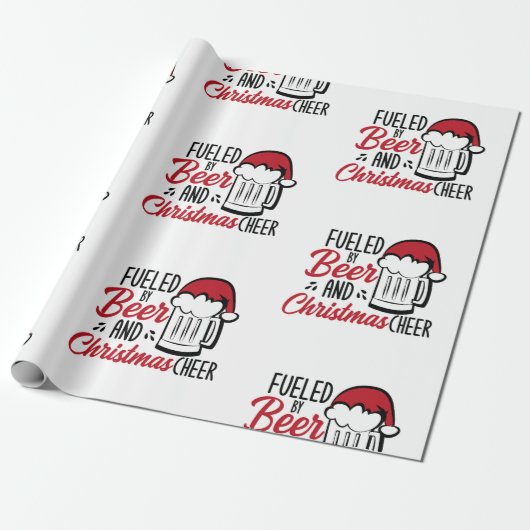 Aangewakkerd door Bier en Kerstmis Cheer Cadeaupapier (Uitgerold)