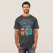 Aangewakkerd door Genetics and Coffee, Genetics Qu T-shirt (Voorkant volledig)