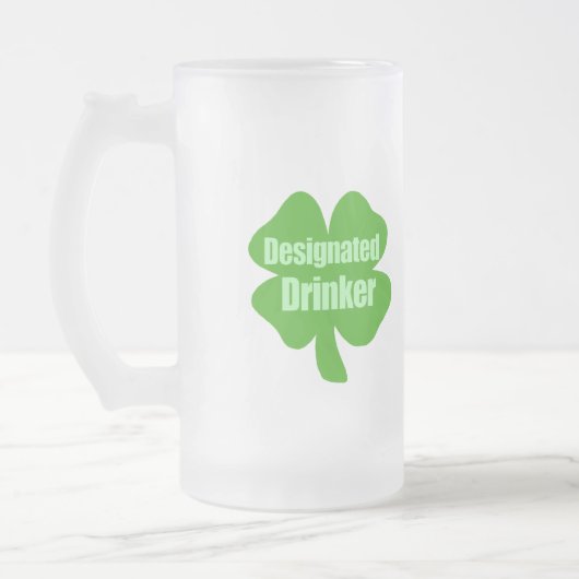 Aangewezen dronker matglas bierpul (Links)