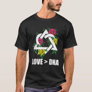 Aankondiging adoptiedag familie geeft DNA-symbool T-shirt