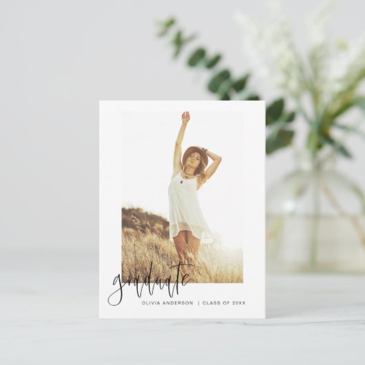 Aankondiging afstuderen Afstudeerder Foto minimali Briefkaart (Staand voorkant)