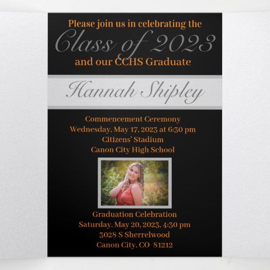 Aankondiging afstuderen drieledige uitnodiging (Binnenkant midden)