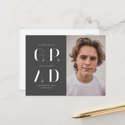 Aankondiging Afstuderen Elegant modern script Briefkaart (Voorkant / Achterkant in situ)