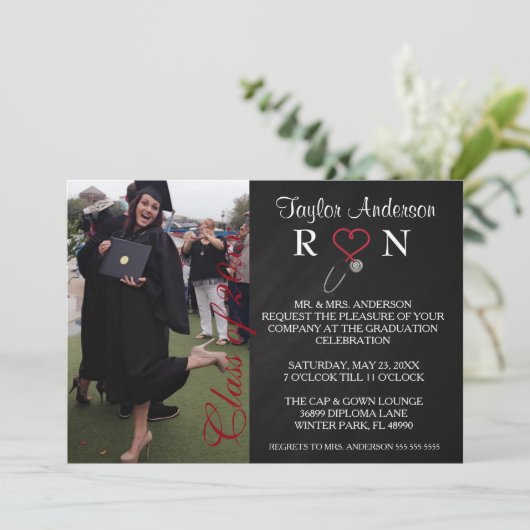 Aankondiging Afstuderen Trendy Medical RN School (Staand voorkant)