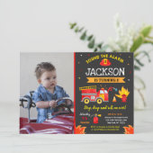 Aankondiging brandweerwagen brandweermotor (Staand voorkant)