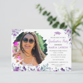 Aankondiging lila Floral Photo Afstuderen (Staand voorkant)