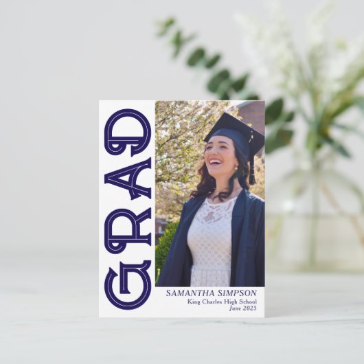 Aankondiging modern blauw Afstuderen Briefkaart (Staand voorkant)