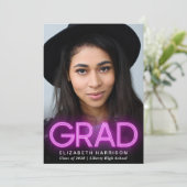 Aankondiging modern roze neon Afstuderen (Staand voorkant)