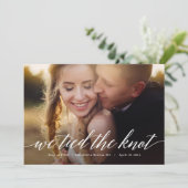 Aankondiging modern script voor bewerkbare kleuren (Staand voorkant)